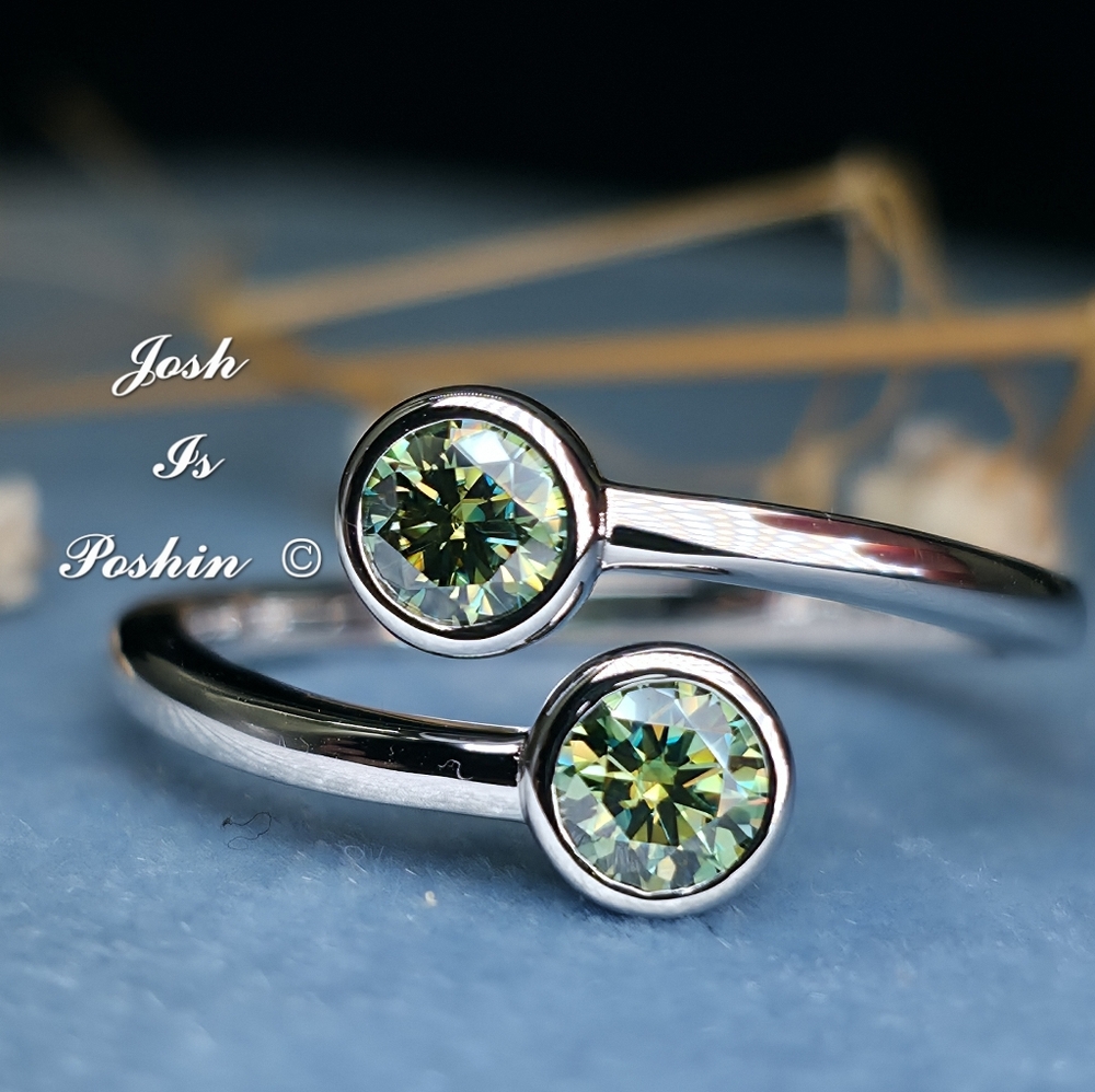 0.6ctw Open Bypass Green Moissanite Ring In Sterling Silver